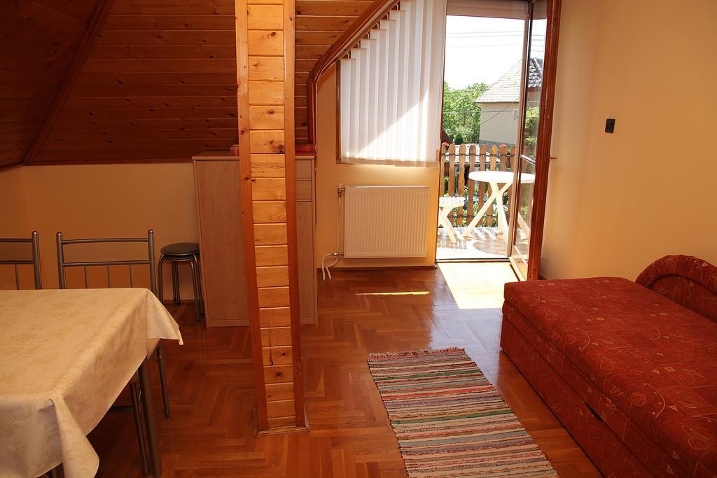 Andrea Apartmanhaz Balatongyörök Extérieur photo