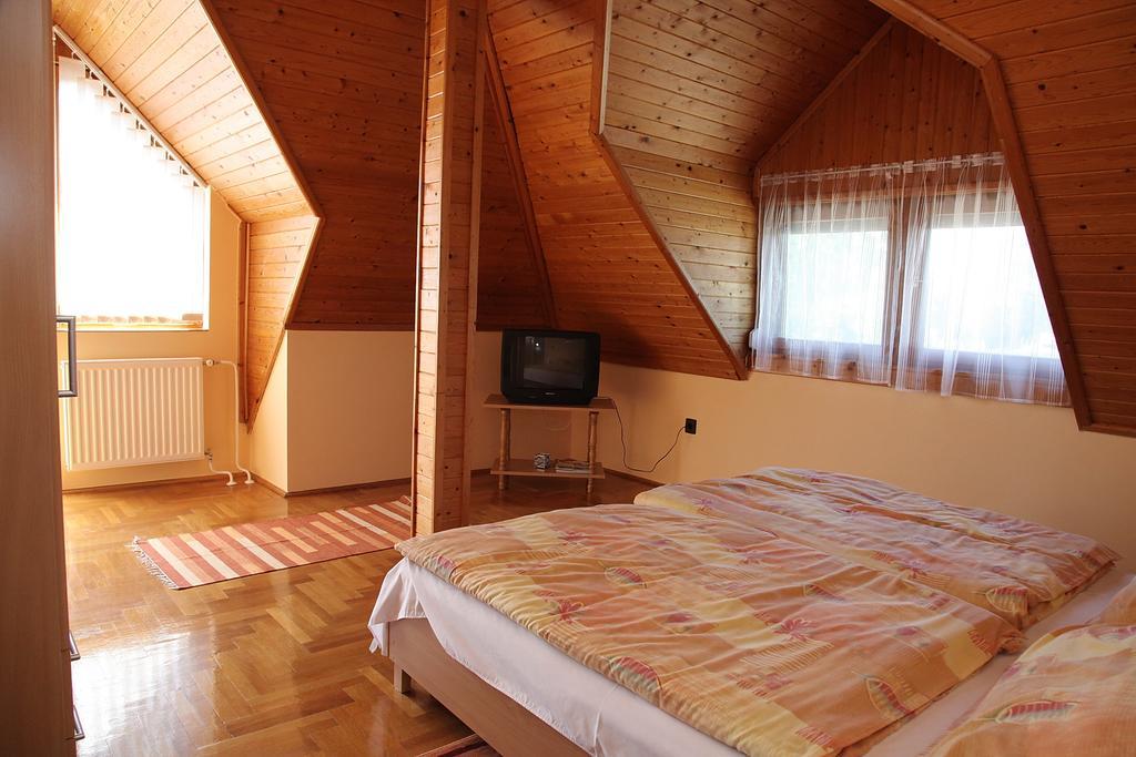 Andrea Apartmanhaz Balatongyörök Extérieur photo