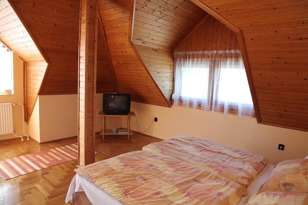 Andrea Apartmanhaz Balatongyörök Extérieur photo
