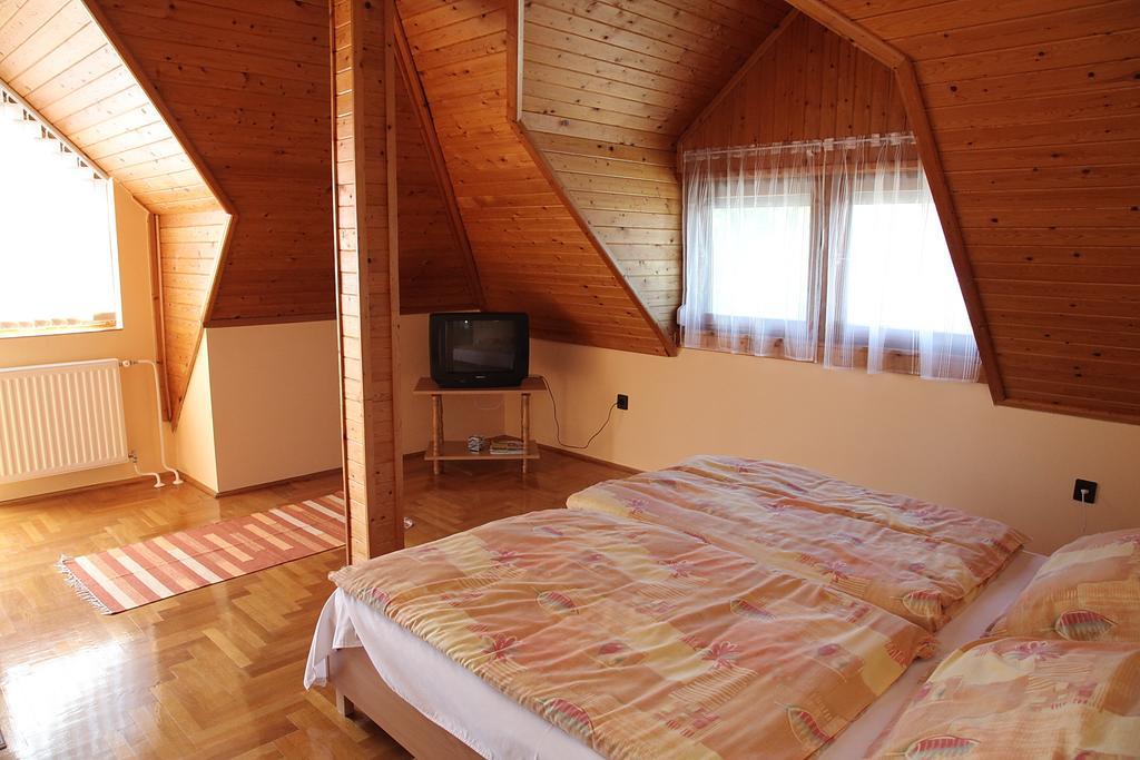 Andrea Apartmanhaz Balatongyörök Extérieur photo